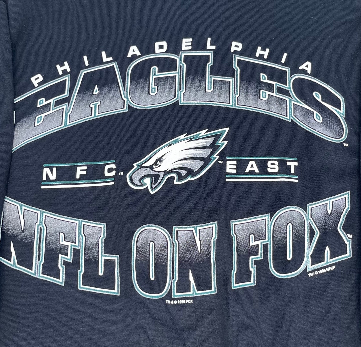 98' Eagles Pullover