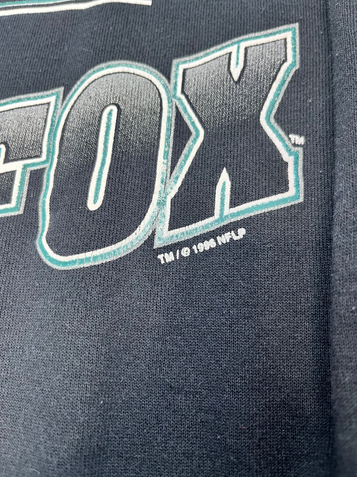 98' Eagles Pullover